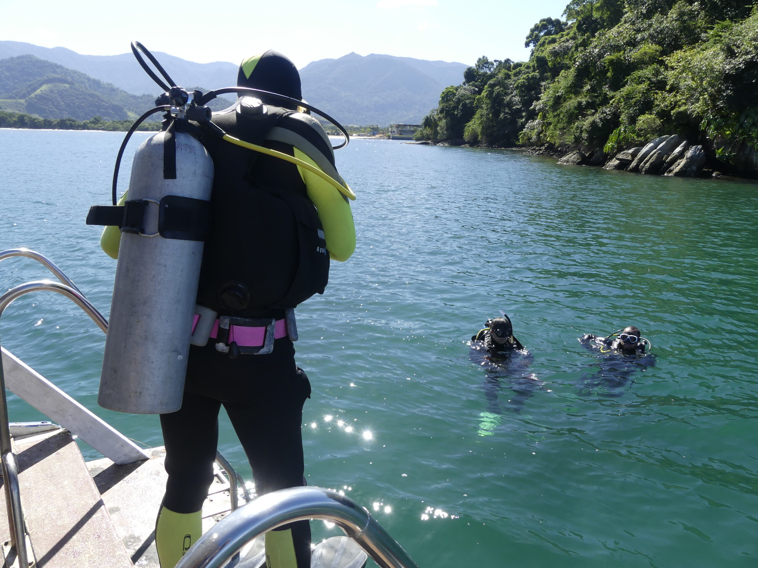 AfrOrigens and SWP members survey the possible wreck site of the <em>Camargo</em>, 2023. Photo by Yuri Sanada.